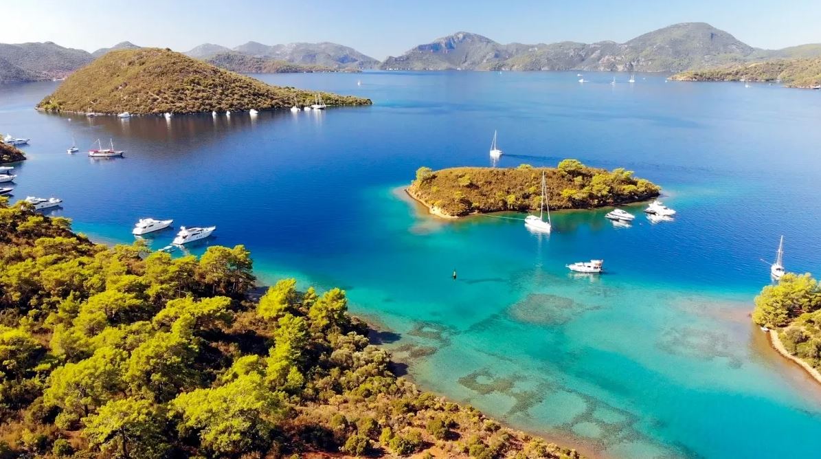 Selçuk-Efes ve Dalaman Havalimanı ile Uçuş Eğitim Protokolü İmzalandı.