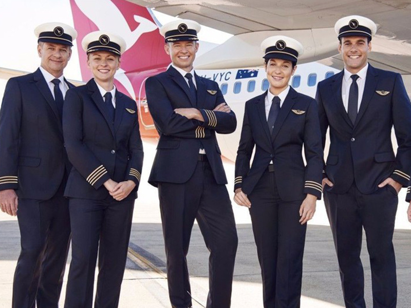 Complete Guide to Becoming a Commercial Pilot